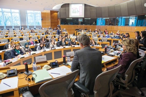 'نساء رائدات': هدفنا الوصول إلى مراكز القرار السياسي