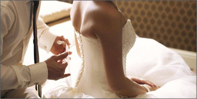 النجوم يكشفون: مواقف غريبة في ليلة العمر!