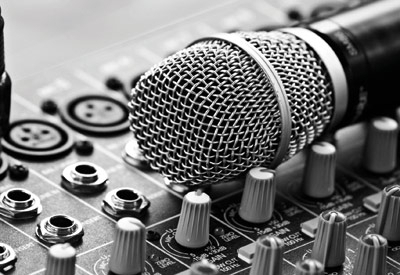 البرامج الإذاعية الشبابية هل توصل 'صوت من لا صوت لهم'؟