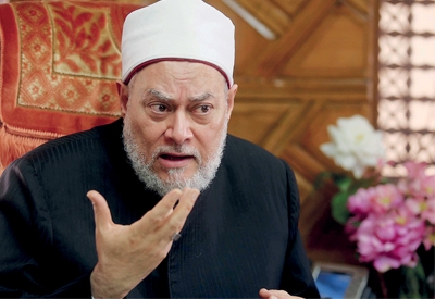 لا يجوز إجهاض الزوجة بحجة أنها في فترة الرضاعة الشرعية!