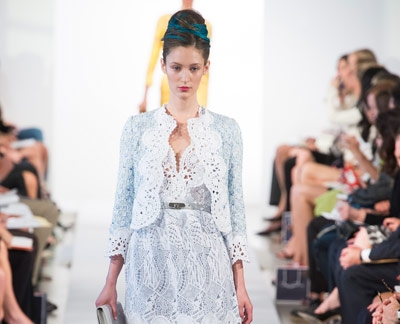 أعشق...الدانتيل الأبيض