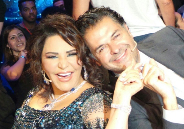 فنانين وإعلاميين ودبلوماسيين في ستوديو <strong>Arab Idol 2</strong> لدعم أبناء بلادهم...