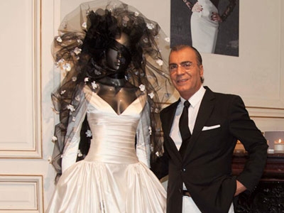 المصمّم اللبنانيّ جورج شقرا يعرض مجموعته للأزياء الراقية في باريس