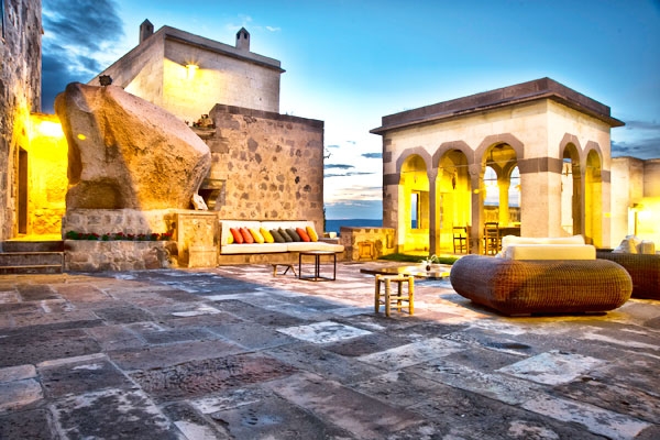 كابادوكيا مدينة تركية تجاوزت كل مقاييس الجمال 