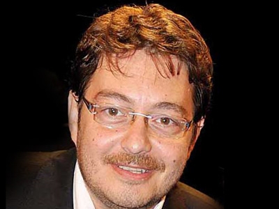 أحمد زاهر: فقدت 45 كيلو جراماً بالريچيم وليس المرض