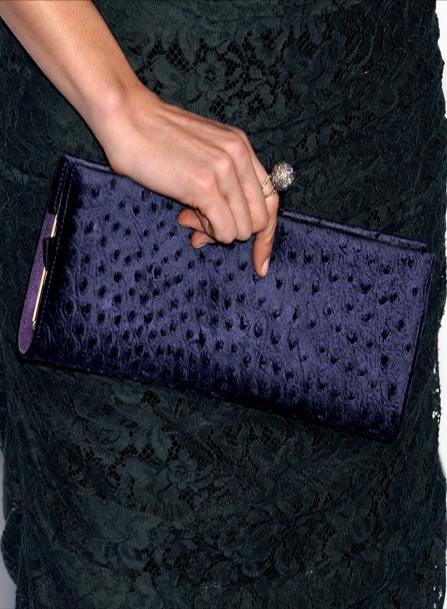 الأسود مع الكحلي؟