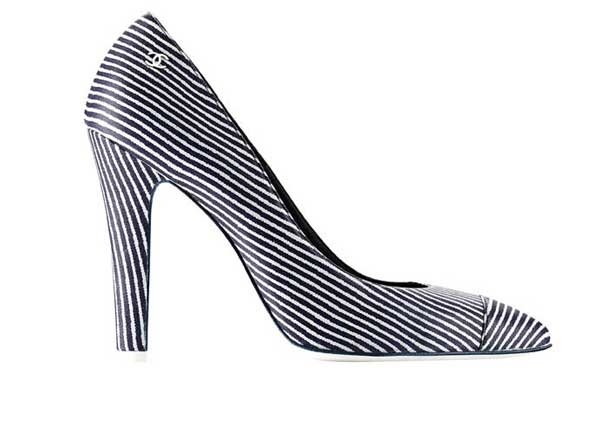 Blue and white striped leather pump