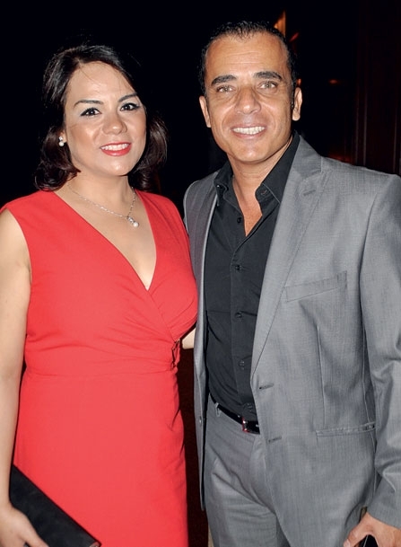 محمد الشقنقيري وزوجته<br />