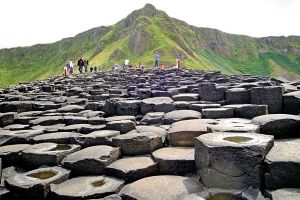 شواطئ حول العالم تحف الطبيعة الأسطورية