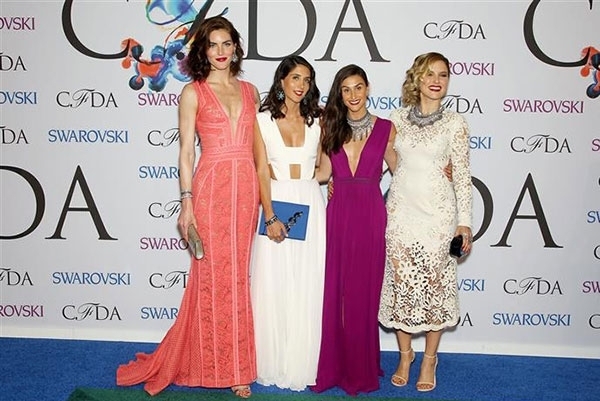 ريهانا أيقونة الموضة ونجمة حفلة CFDA Awards لعام <strong  dir='ltr'> 2014 </strong>