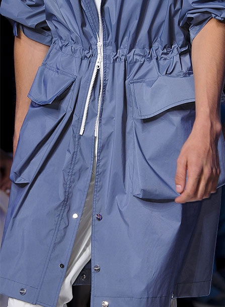 1-  الخصر المحدّد