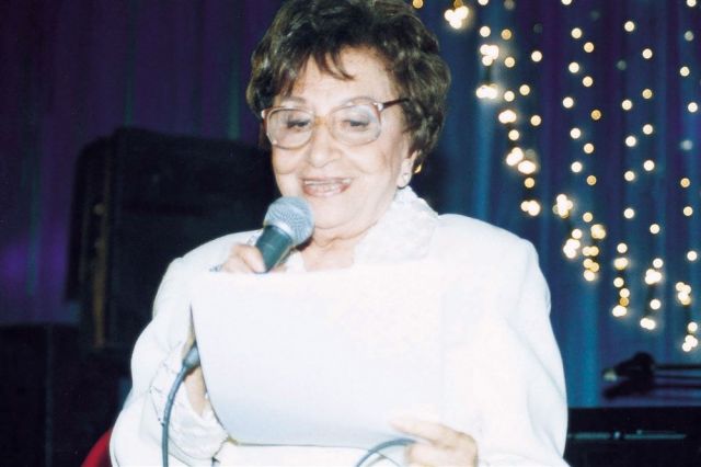 الإعلامية آمال فهمي