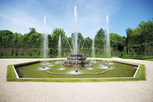 حدائق قصر فرساي في باريس