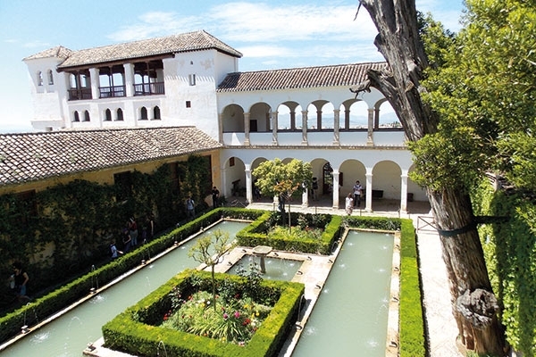حدائق العريف Generalife في غرناطة اسبانيا