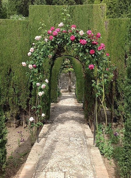 حدائق العريف Generalife في غرناطة اسبانيا