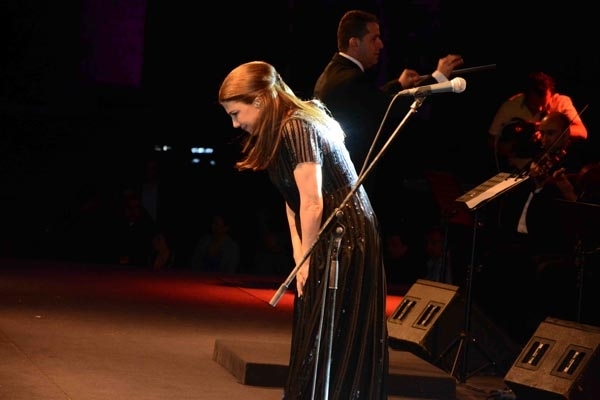 تحية للجمهور