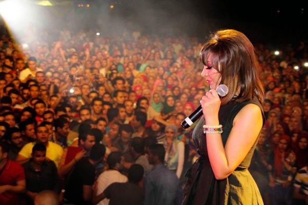 وسط الجمهور