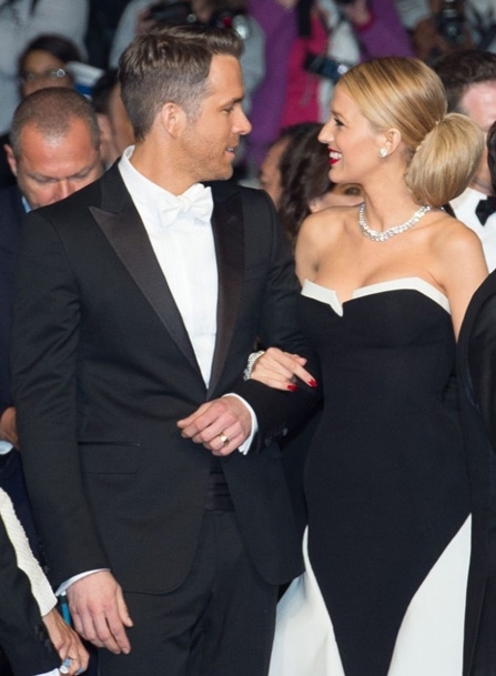 Ryanm Reynolds with his wife Blake Lively