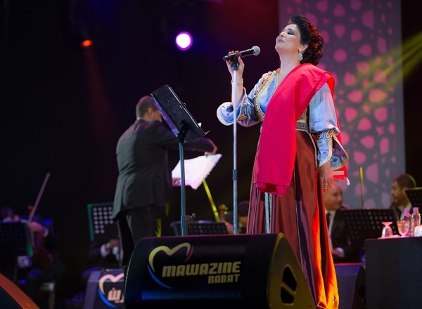 نوال الكويتية  تكشف انقطاع علاقتها بفضل شاكر وتطلب السماح وتتجنّب أحلام