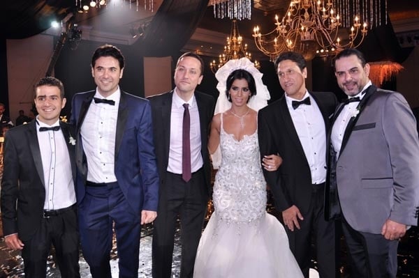 لماذا غاب النجوم عن زفاف شقيق أحمد عز؟