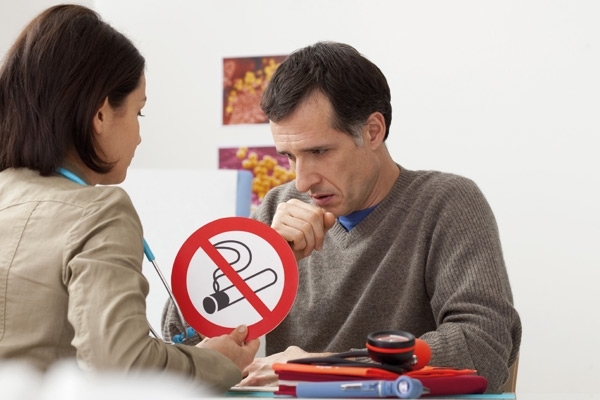 مرض السدّة الرئوية يبدأ بعد الأربعين... والإصابة قد تُعرّض المريض للسرطان