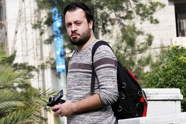 موظفون لبنانيون من مهن مختلفة يتحدثون عن الراتب الأول