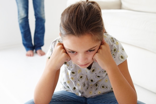 أيّها الأهل انتبهوا إلى العبارات التي توجّهونها إلى أطفالكم...