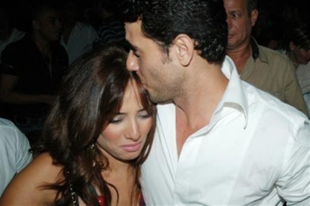 دفاع زينة: عز عاشر موكلتي معاشرة الأزواج وهي لا تزال في عصمته