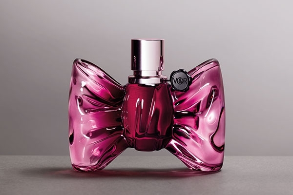 Bonbon عطر لذيذ من Viktor & Rolf عقدة بعبير السكاكر