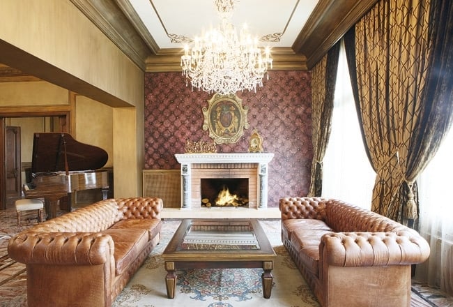 لوحات جمالية في أجواء بورجوازية 