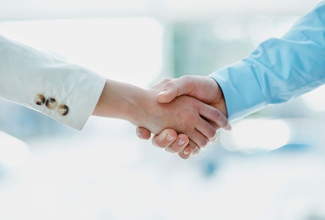 المصافحة باليد تدلّ على الحالة الصحية...