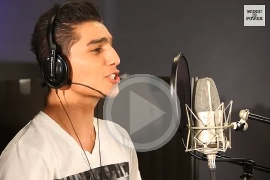 بالفيديو- كواليس تسجيل أغنية المونديال لمحمد عساف