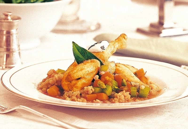 الفراخ المتبّلة مع العدس