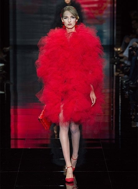 مباشرة من باريس _ عرض Giorgio Armani Privé للأزياء الراقية لخريف وشتاء <strong  dir='ltr'>2014/2015</strong>