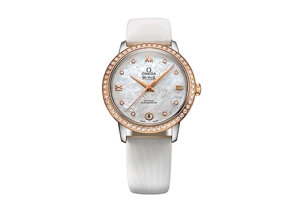 Omega De Ville برقة الفراشة