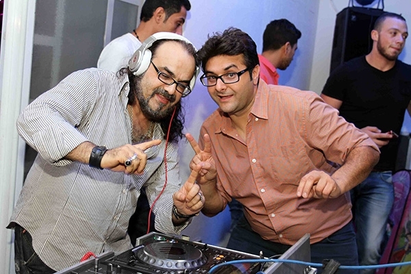 وليد منصور وأبو الليف