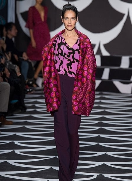عرض Diane Von Furstenberg للأزياء الجاهزة لخريف وشتاء <strong  dir='ltr'>2014/2015</strong> من نيويورك