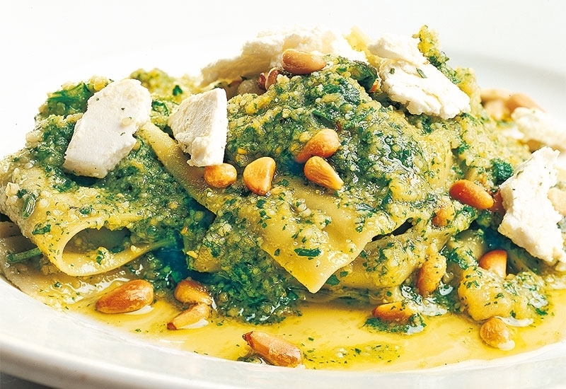 لازانيا مع البستو