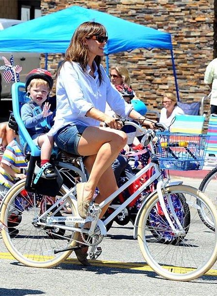 Jennifer Garner with son Samuel Jennifer Garner with son Samuel