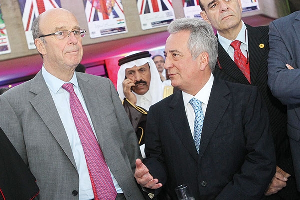 السفير الإيطالي والمنسق الخاص للأمم المتحدة ديريك بلامبلي