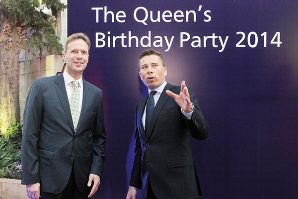 السفيران البريطاني والدانماركي