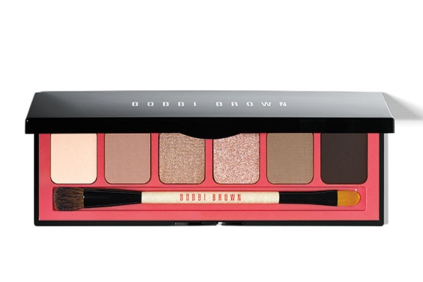 ألوان ترابية دافئة<br />