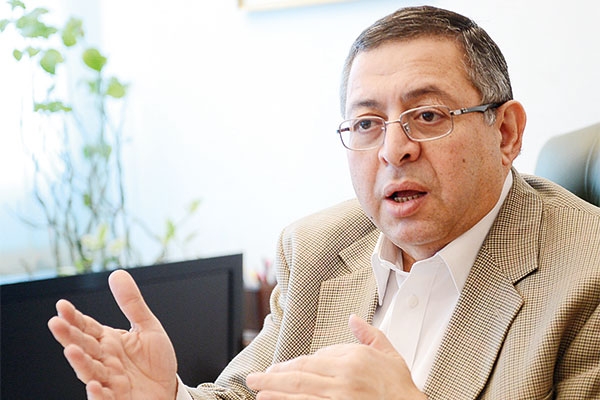 د. هشام بحري