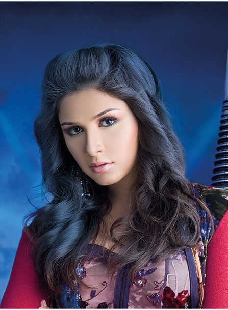 ياسمين عبد العزيز