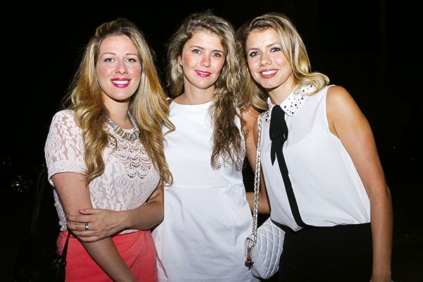 رولا حمادة وسناء وإليسا أيوب