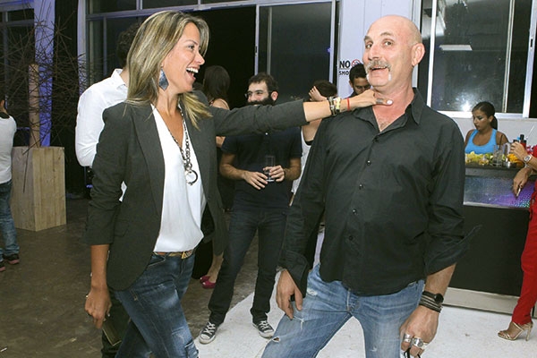 روجيه مكرزل وهلا حلبي