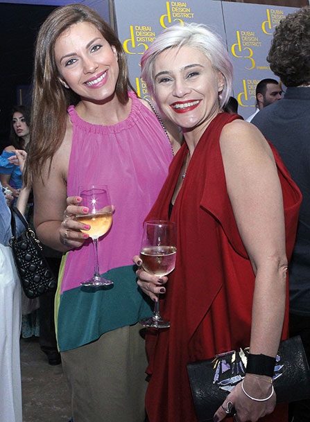 هاديا سنو وريتا لمع