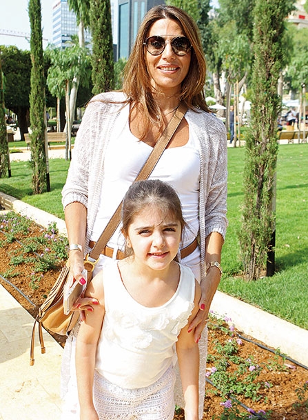 نضال عفيش وابنتها لين