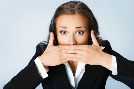 دراسة غريبة: رائحة الغازات البشرية تحمي من السرطان!