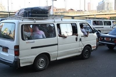 فيديو- سائق في مصر يدهس شرطي لأنه طلب منه إبراز رخصة القيادة!